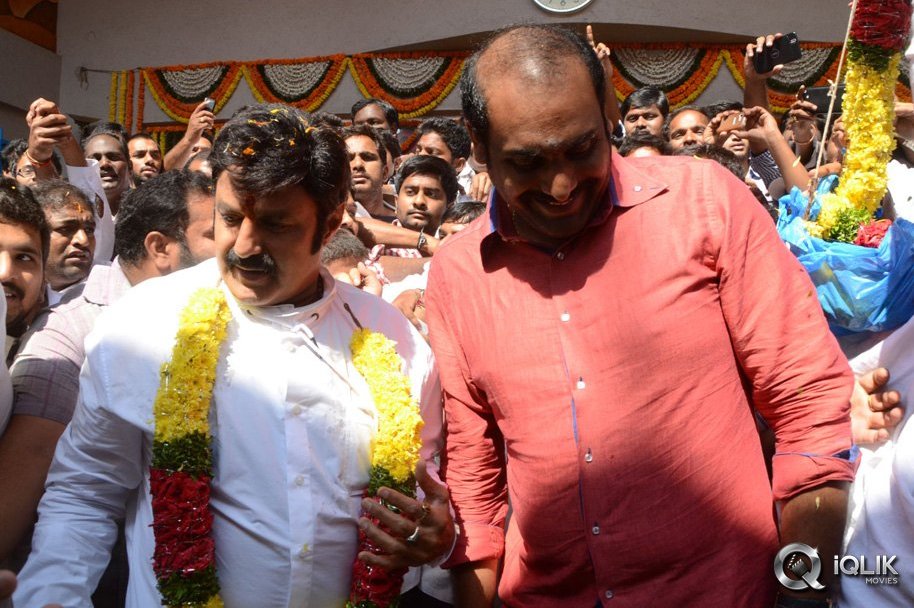 Legend-Movie-Hungama-at-Bramaramba-Theatre